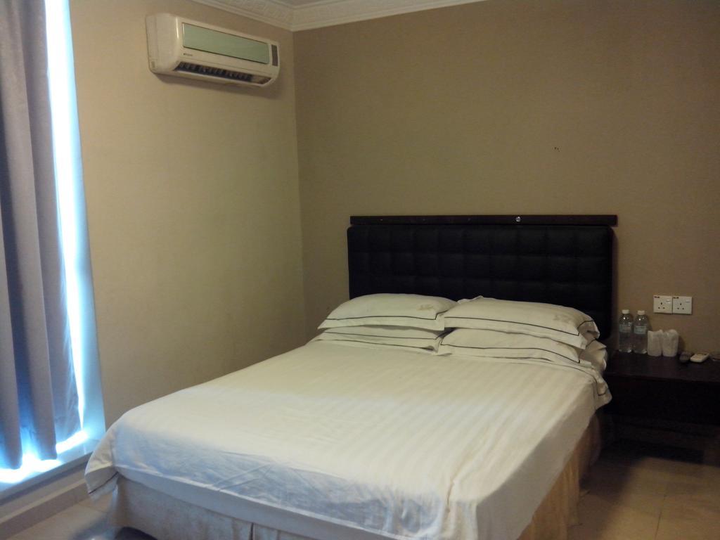 Owen Hotel Ampang Ampang  Room photo